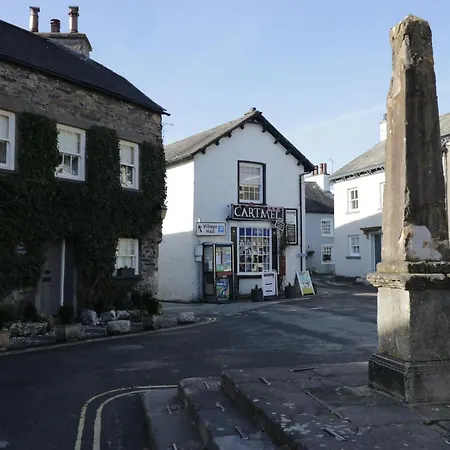 1 Tower House アパート グレンジ・オーバー・サンズ