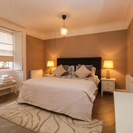 1 Tower House Appartement